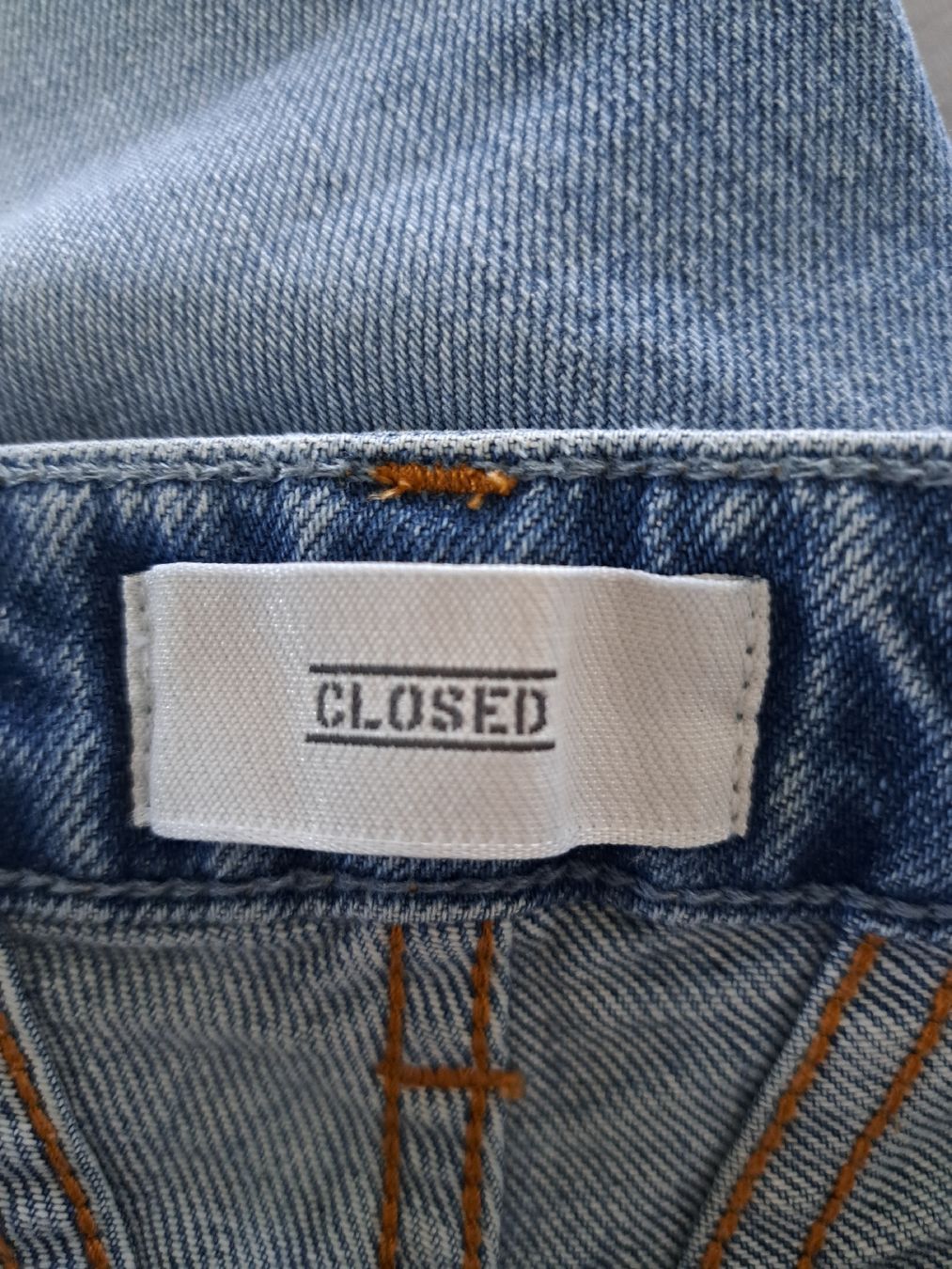 Closed Jeans: Closed Baker High Jeans – D'occasion à Thalwil par sternenstaub369 2