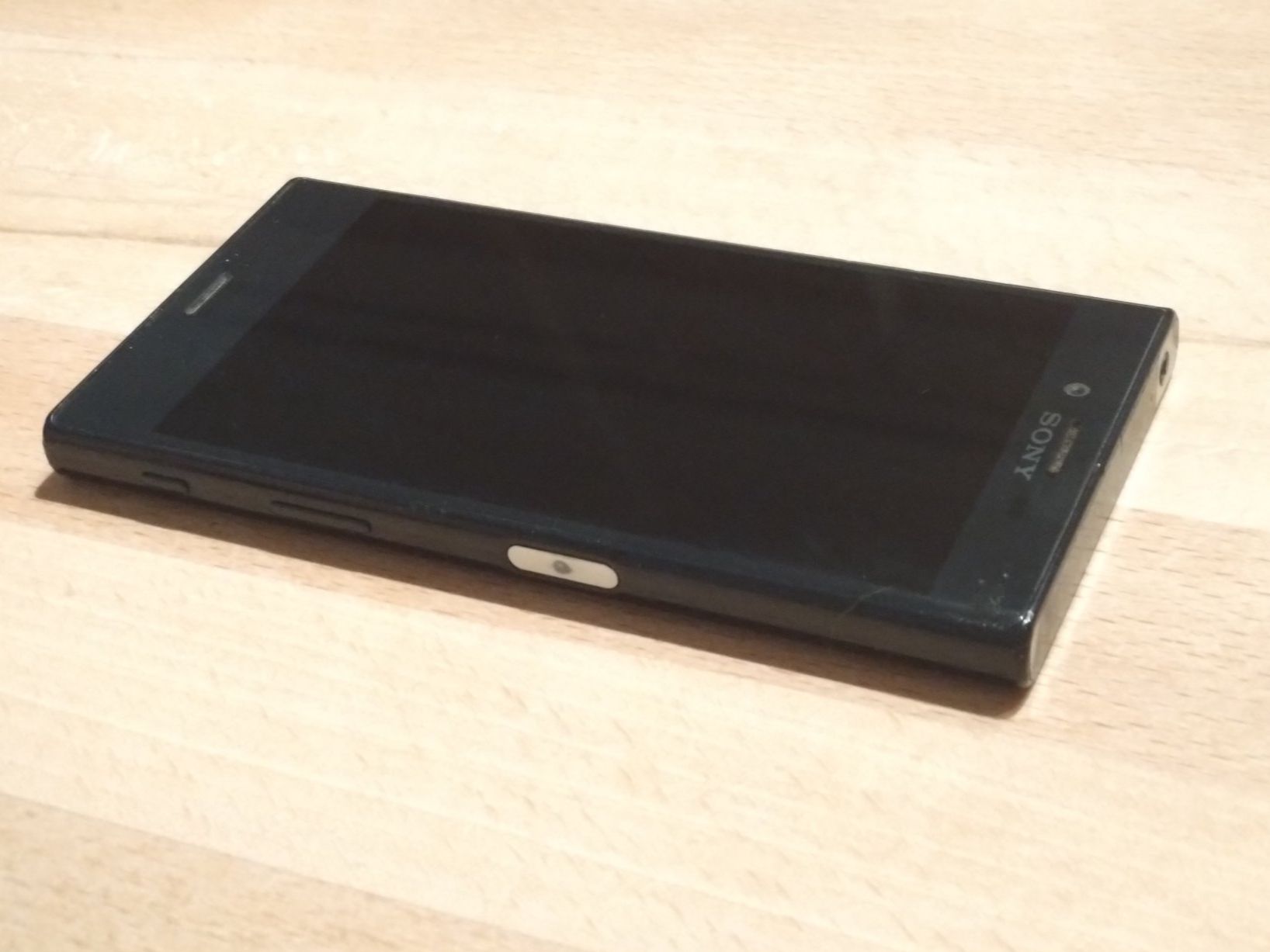 Sony Portables: Sony Xperia X Compact – Défectueux à Chur par martcav 1