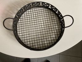 Servier Tablett aus Metall