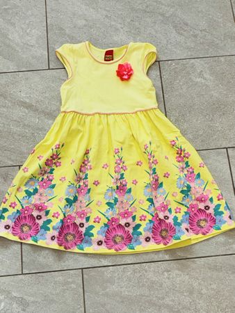 Mädchen Kleid Kyly gelb mit Blumenmuster Grösse 122