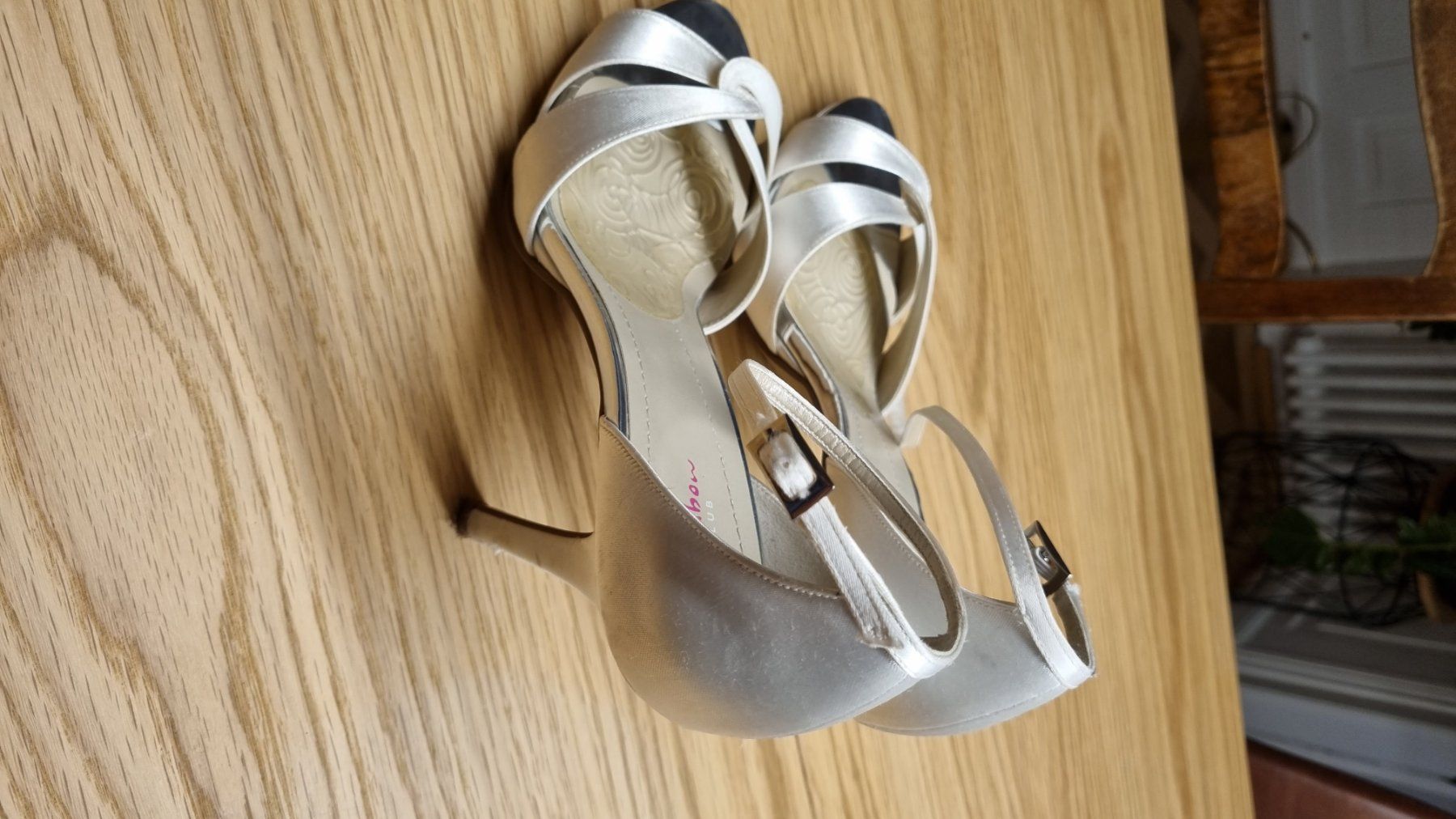 Rainbow Scarpe da donna: Brautschuhe / Rainbow / 39.5 – Usato da Zürich venduto da zimmi_o 7