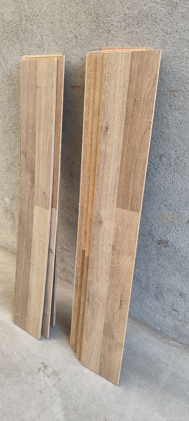 Bodenbeläge: Laminat – Gebraucht aus Kerzers von sb_12 2