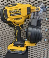 DeWalt DCN45RNN-XJ Cloueur à rouleau XR 18V
