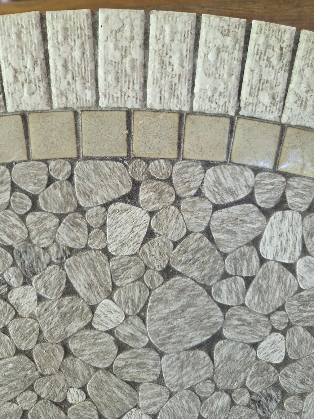 Piatti di portata: Gartentischplatte, Mosaik, Durchmesser 112cm, Top – Usato da Maur venduto da Siropin 5