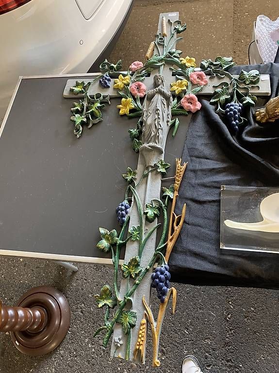 Sculture & Statue: Grosses Antikes Grabkreuz Eisen massiv – Usato da Rothrist venduto da Oddymanliane 1