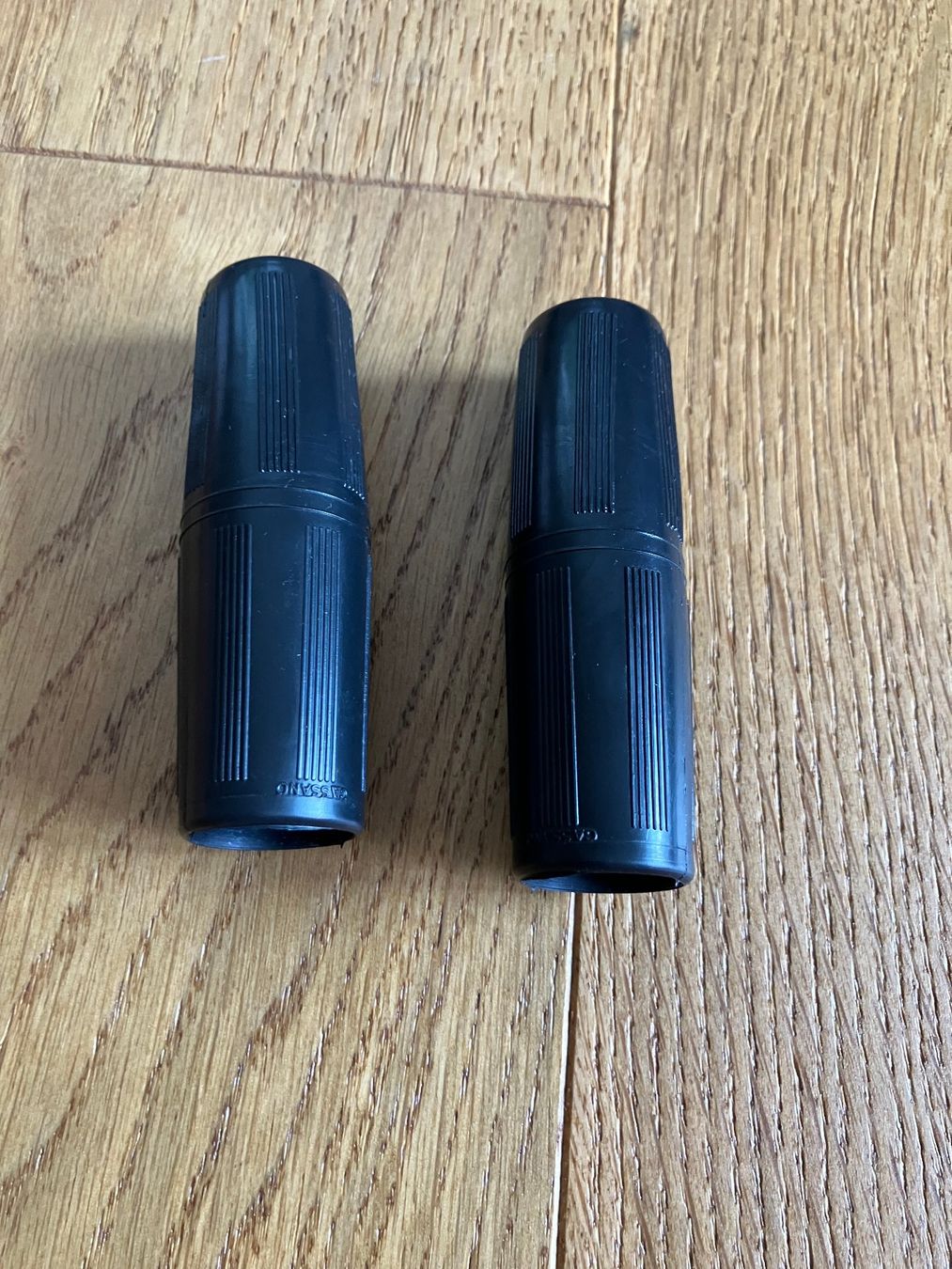 Ersatzteile: Lenkergriffe schwarz Vintage neu – Neu (gemäss Beschreibung) aus Obermumpf von Estrela67