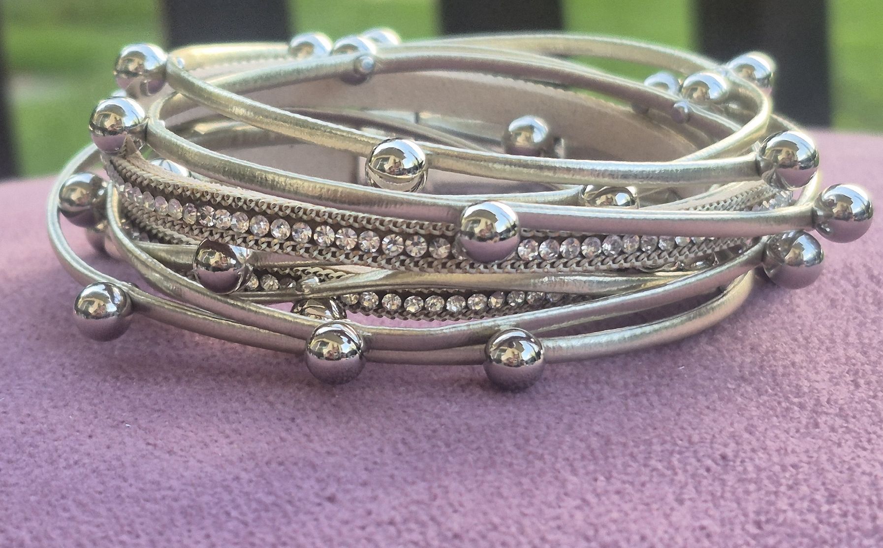Armbänder & -reifen: Bracciale multistrato con sfere e strass  – Neu (gemäss Beschreibung) aus Giubiasco von Stefaniav 5