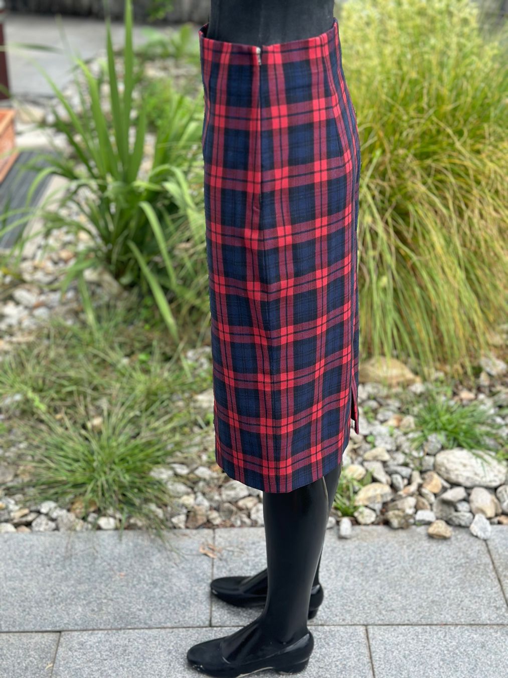 Zara Gonne: Schicker Karorock, Gr. M, Herbst-Look – Usato da Zufikon venduto da Modestil365 4