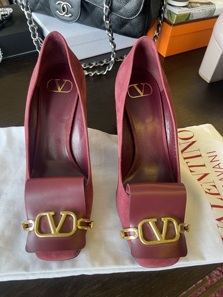 Valentino Damenschuhe: Valentino – Neu (gemäss Beschreibung) aus Wollerau von mah_9jrb