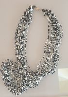 feine 10 gliedrige lange Perlenkette in weiss und blau