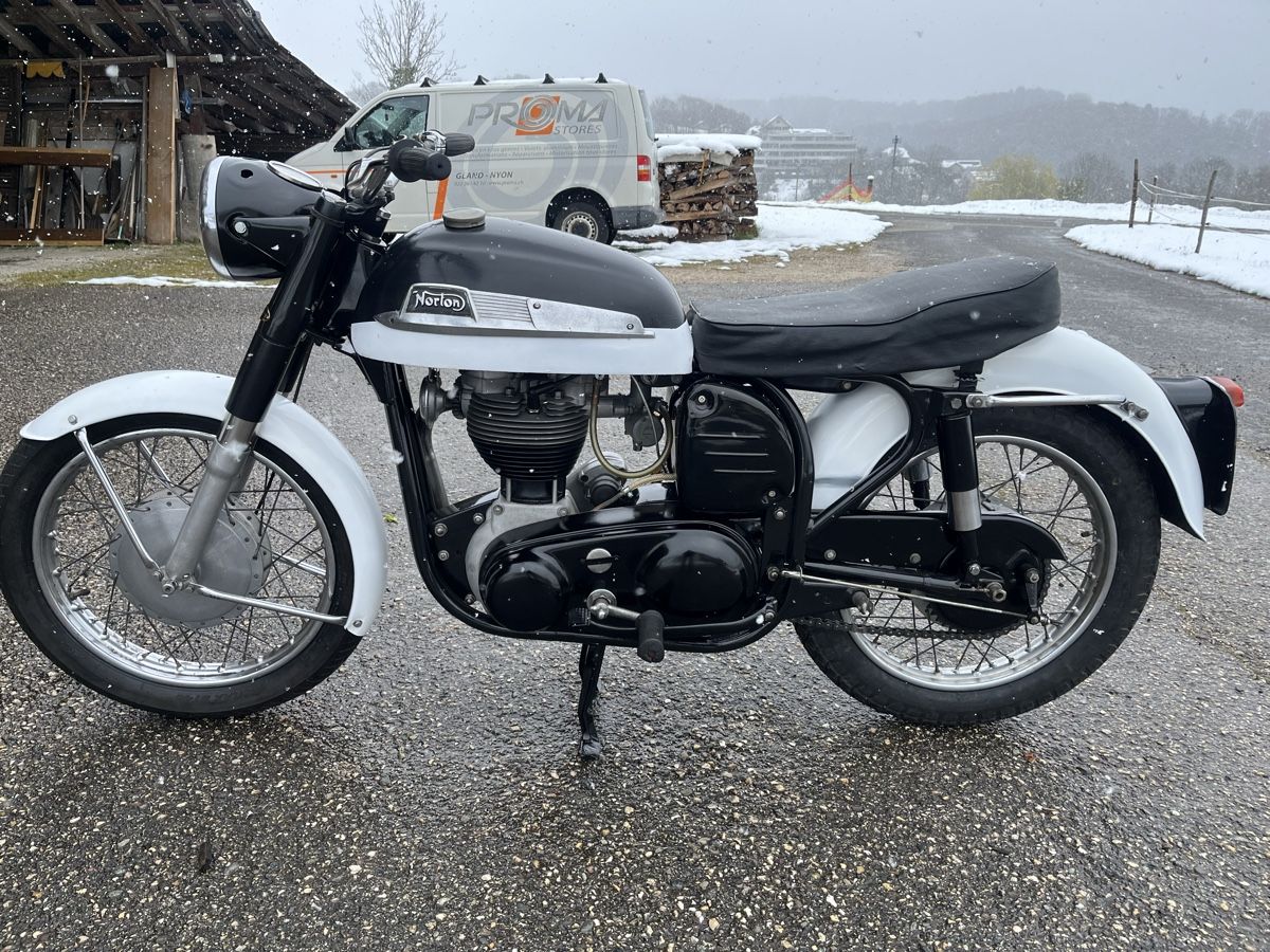 Strada: À vendre Norton modèle 50 slimline – Difettoso da Arzier-Le Muids venduto da Jmb1960 2