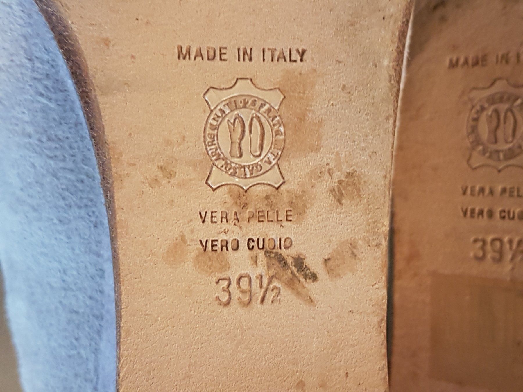 Damenschuhe: Chaussures daim talon compensé marque Moda di Fausto 39.5 – Gebraucht aus Villiers von san_jn5w 3