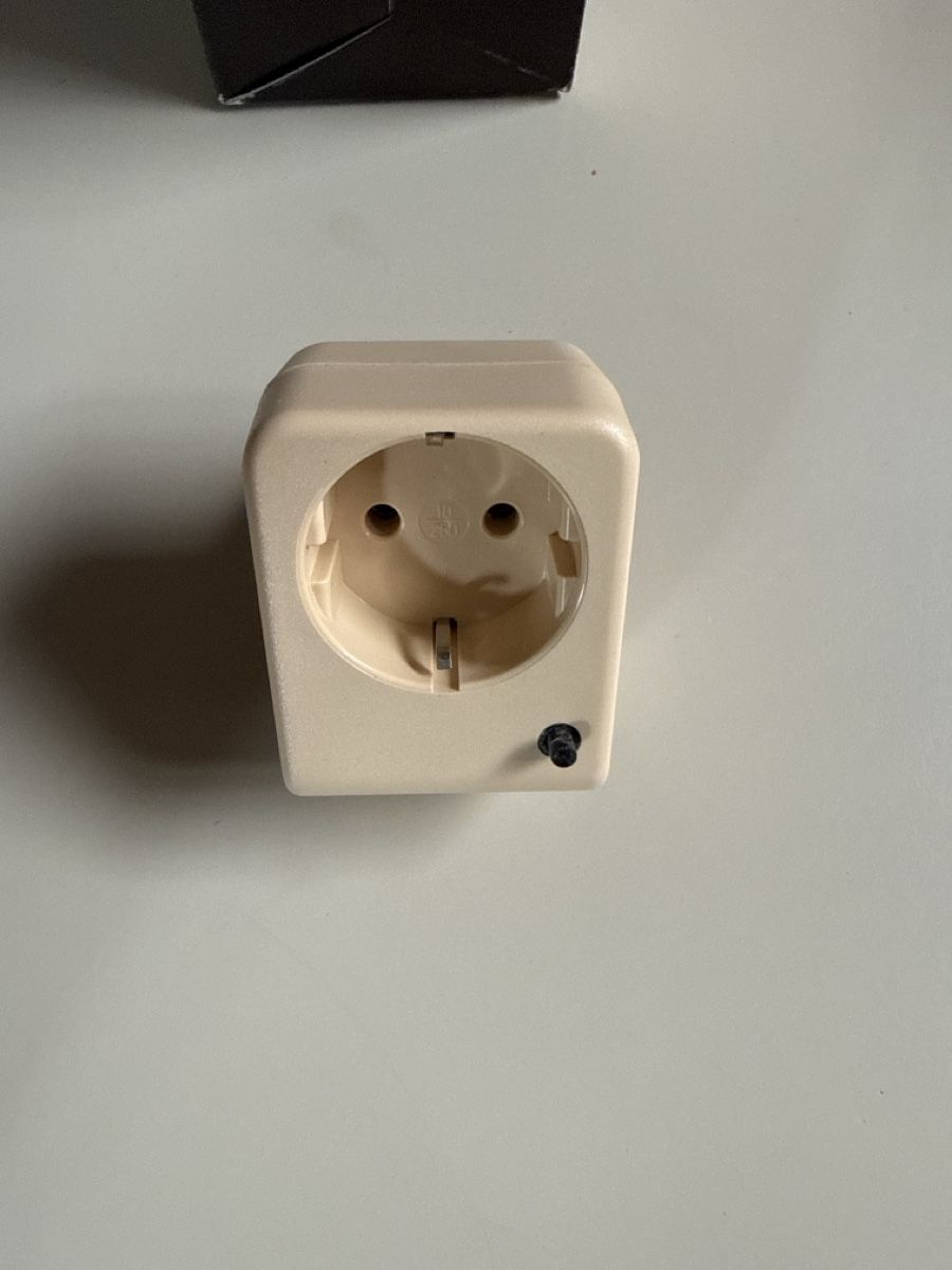 Lecteurs & Adaptateurs: Steckadapter Typ 8203 von Trachsler AG neu – Neuf avec emballage d'origine à Schaffhausen par Pfurrisprutz 1