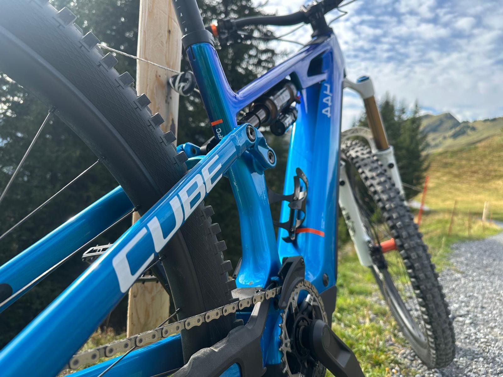 Biciclette: Cube Stereo Hybrid 144 Actionteam 800 – Usato da Hausen am Albis venduto da W7villal 1