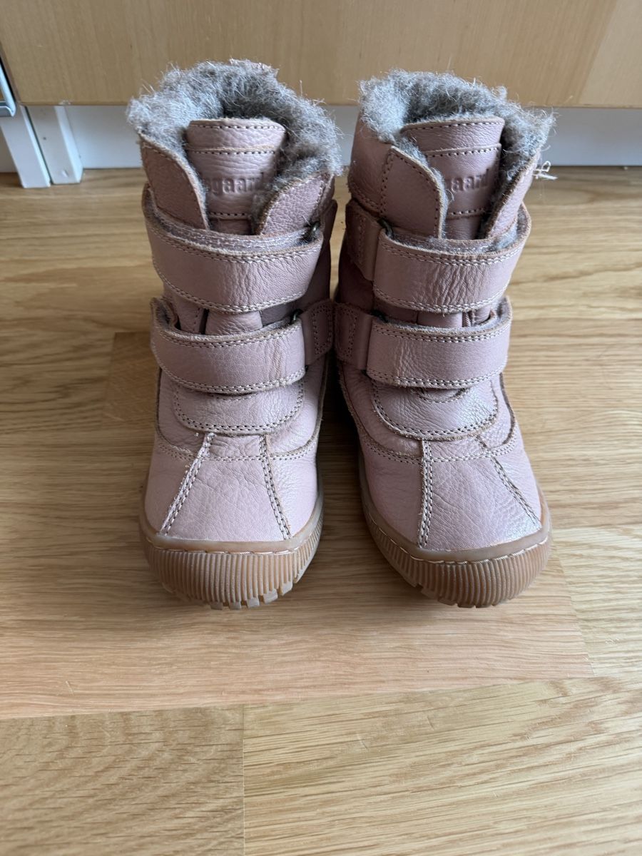 Bisgaard Schuhe für Mädchen: Bisgaard Winter Boots Leather Pink Size 30  – Gebraucht aus Zürich von Bybyana