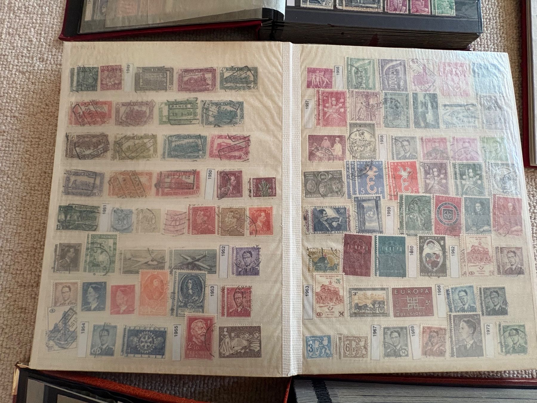 Tous les timbres: 7 Briefmarkenalben mit Inhalt – D'occasion à Steinmaur par Nicorutishauser 5