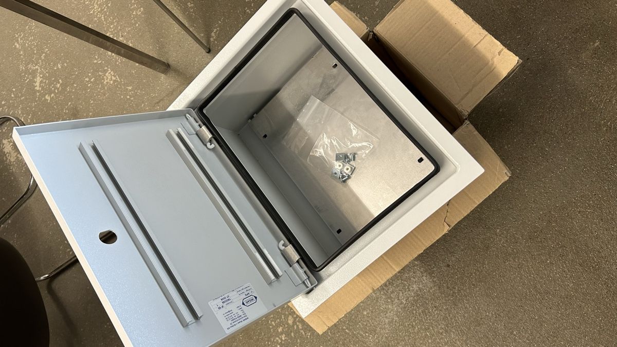 Schränke: Wisar Elektrokasten Mauerkasten – Neu und originalverpackt aus Rottenschwil von Yoshiworks 4