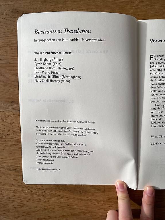 Libri: Translatorische Methodik - Basiswissen Translation – Nuovo (secondo la descrizione) da Jona venduto da Tr3s 1