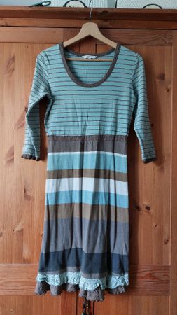 Sandwich gestreiftes Kleid Grösse S