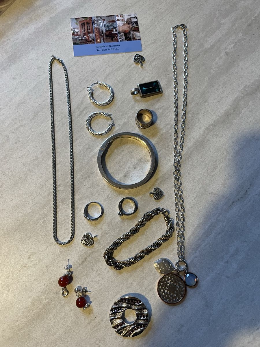 Sonstiger Schmuck: Lot Modeschmuck  – Gebraucht aus Flawil von Naphtali