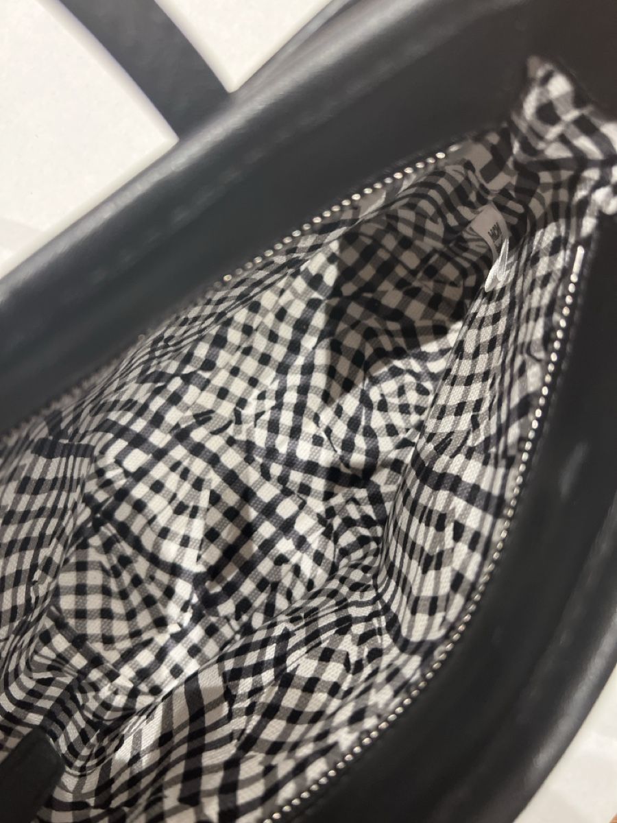Mcm Taschen für Damen: MCM Handtasche Schwarz Top Zustand – Gebraucht aus Meilen von leakunz 2