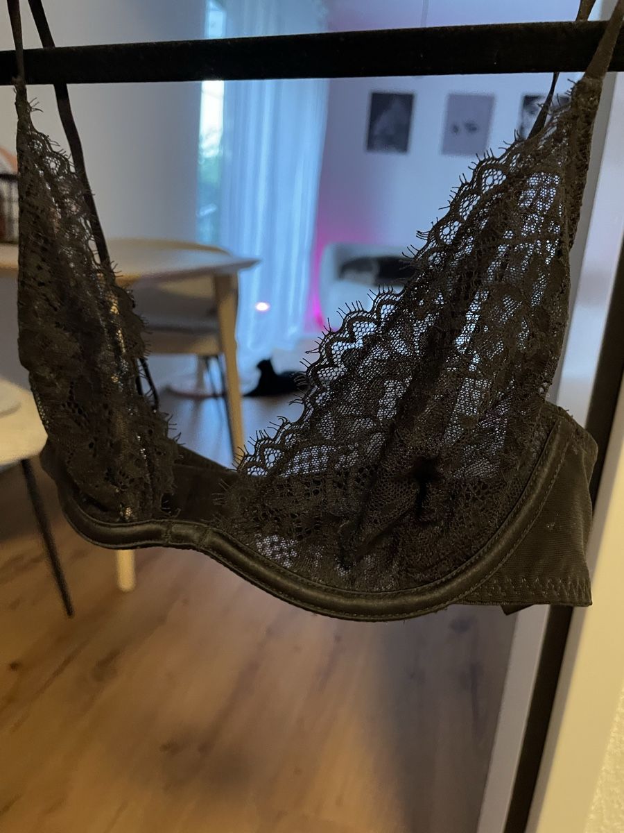 H&M Autres dessous: Spitzen BH 75a  – Neuf avec emballage d'origine à St. Gallen par web_r57v 1