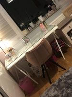 Schreibtisch von IKEA