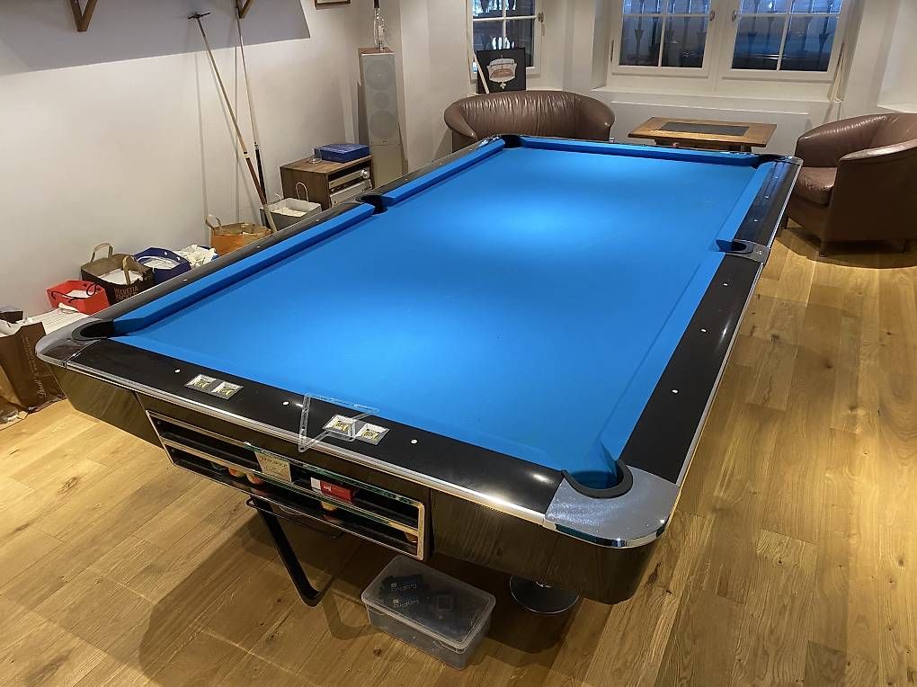 Tavoli da biliardo: Brunswick Gold Crown 3 Billardtisch 9ft – Usato da Frauenfeld venduto da TD_Design 3