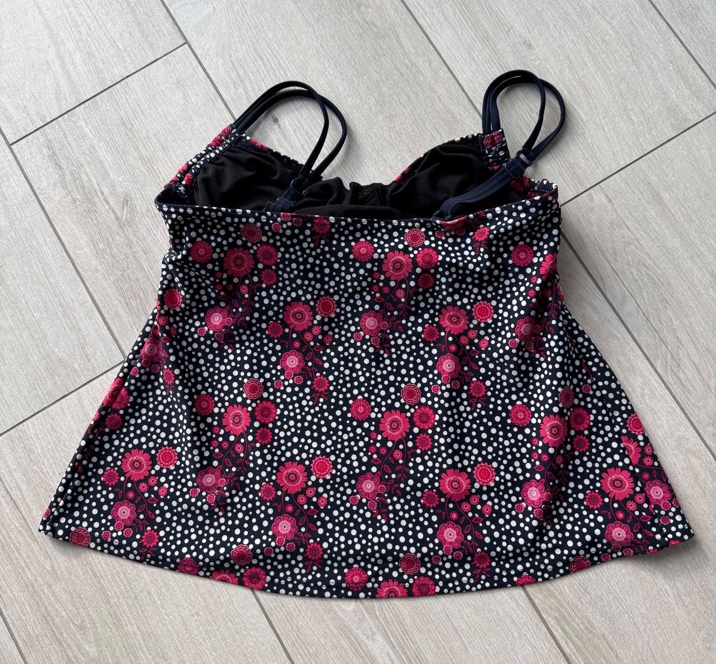 Lascana Costumi da bagno & Bikini: Lascana Tankini Set – Usato da Oberbipp venduto da annegret05 2