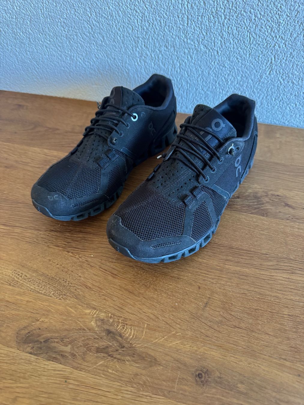 On Scarpe da donna: On Schuhe Gr 37 – Usato da Frauenfeld venduto da lona05