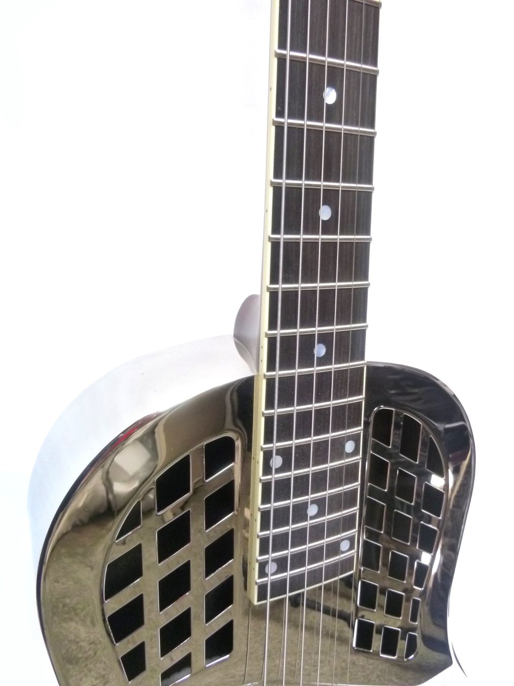 National Reso-Phonic Guitars Strumenti musicali: NATIONAL Tricone – Nuovo e nell'imballaggio originale da Schaffhausen venduto da Saitensprung_SH 3
