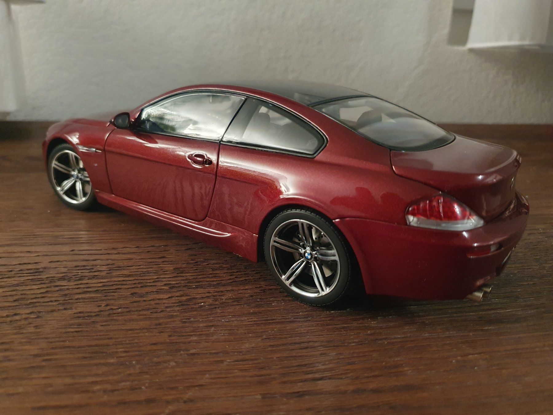 Kyosho Modellautos: BMW M6 E63 Indianapolis Red Kyosho 1/18 – Neu und originalverpackt aus Chernex von Manu0128 8
