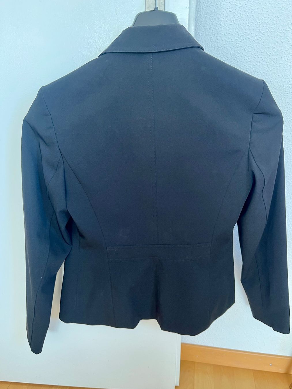 C&A Giacche: Damen Sakko schwarz Grösse 34 – Usato da Horw venduto da mel_j56q 1