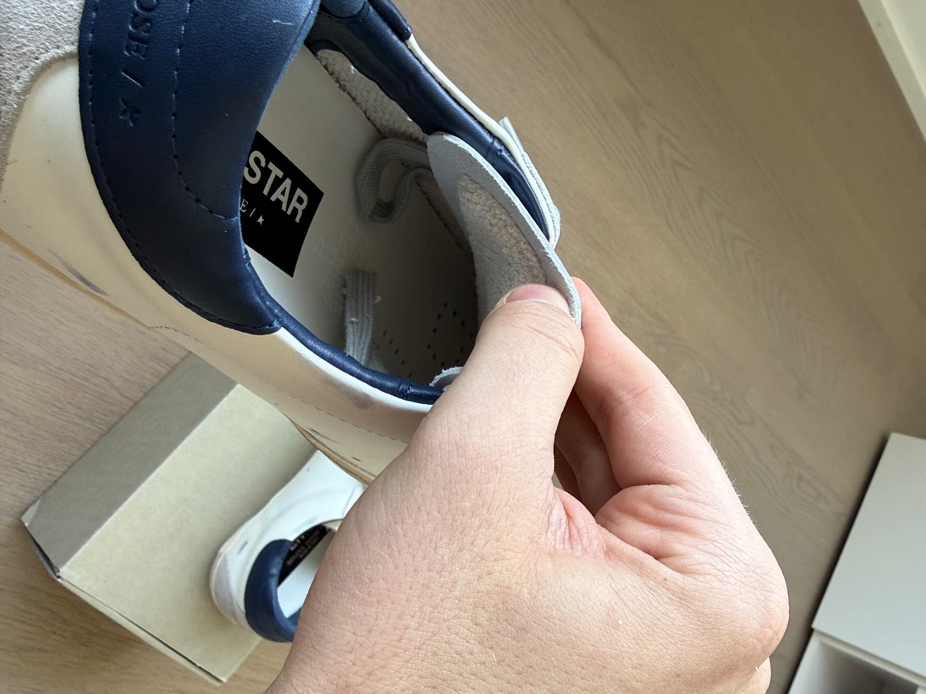 Golden Goose Chaussures hommes: Golden Goose Superstar 42 – Neuf avec emballage d'origine à Allschwil par lor_6cgq 4