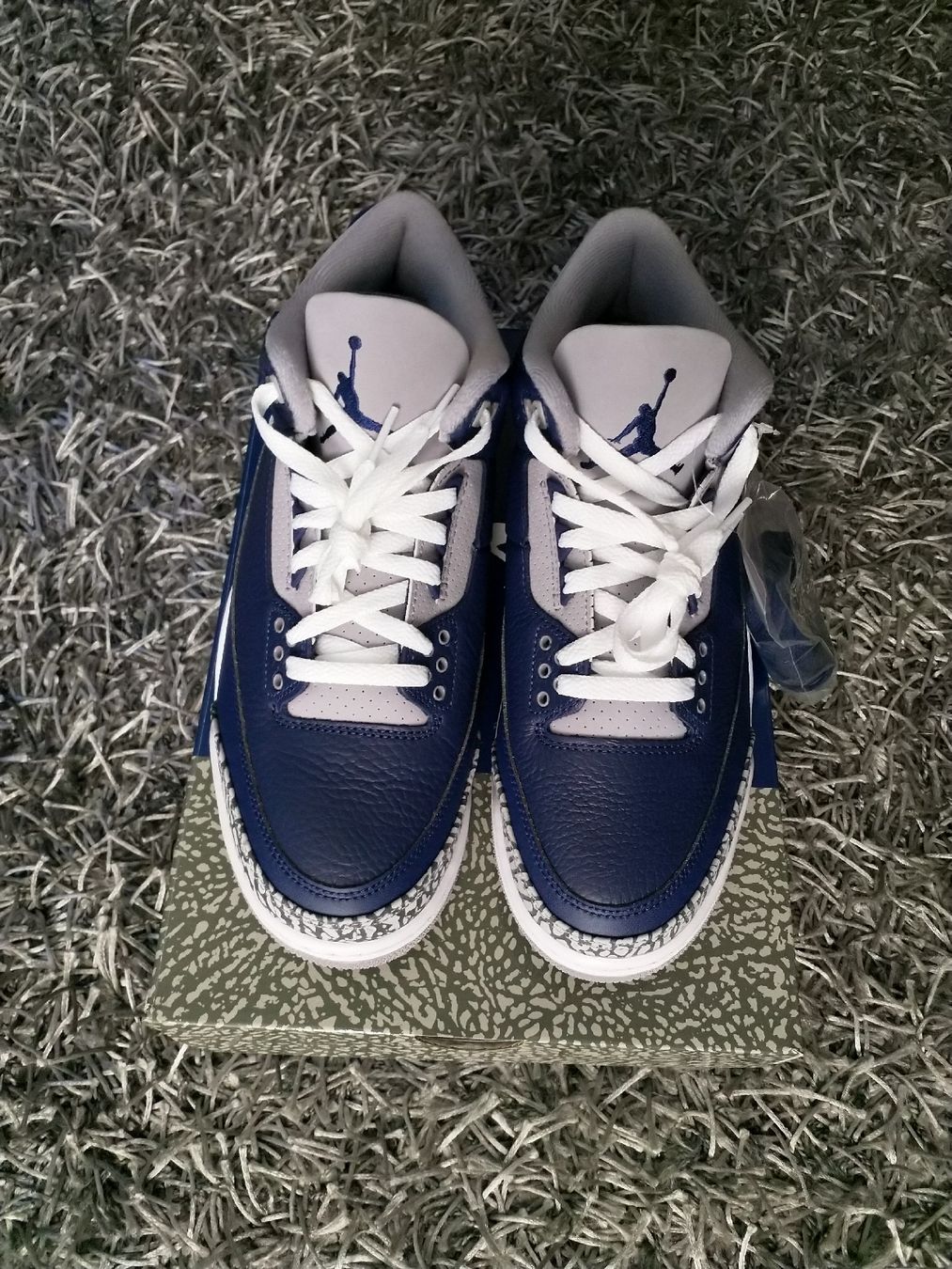 Scarpe da uomo: Nike Jordan 3 Retro "Georgetown" EU 42 – Nuovo e nell'imballaggio originale da Dübendorf venduto da Allseller