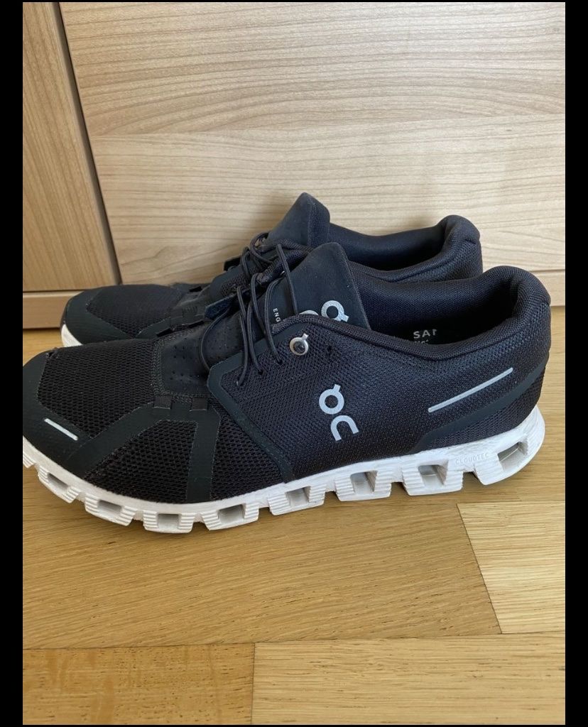 On Herrenschuhe: ON SNEAKERS GR 44 – Gebraucht aus Zürich von schneeflocke303 1