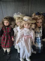 Lot 13 Antike Porzelanpuppe 13 Poupées antiques