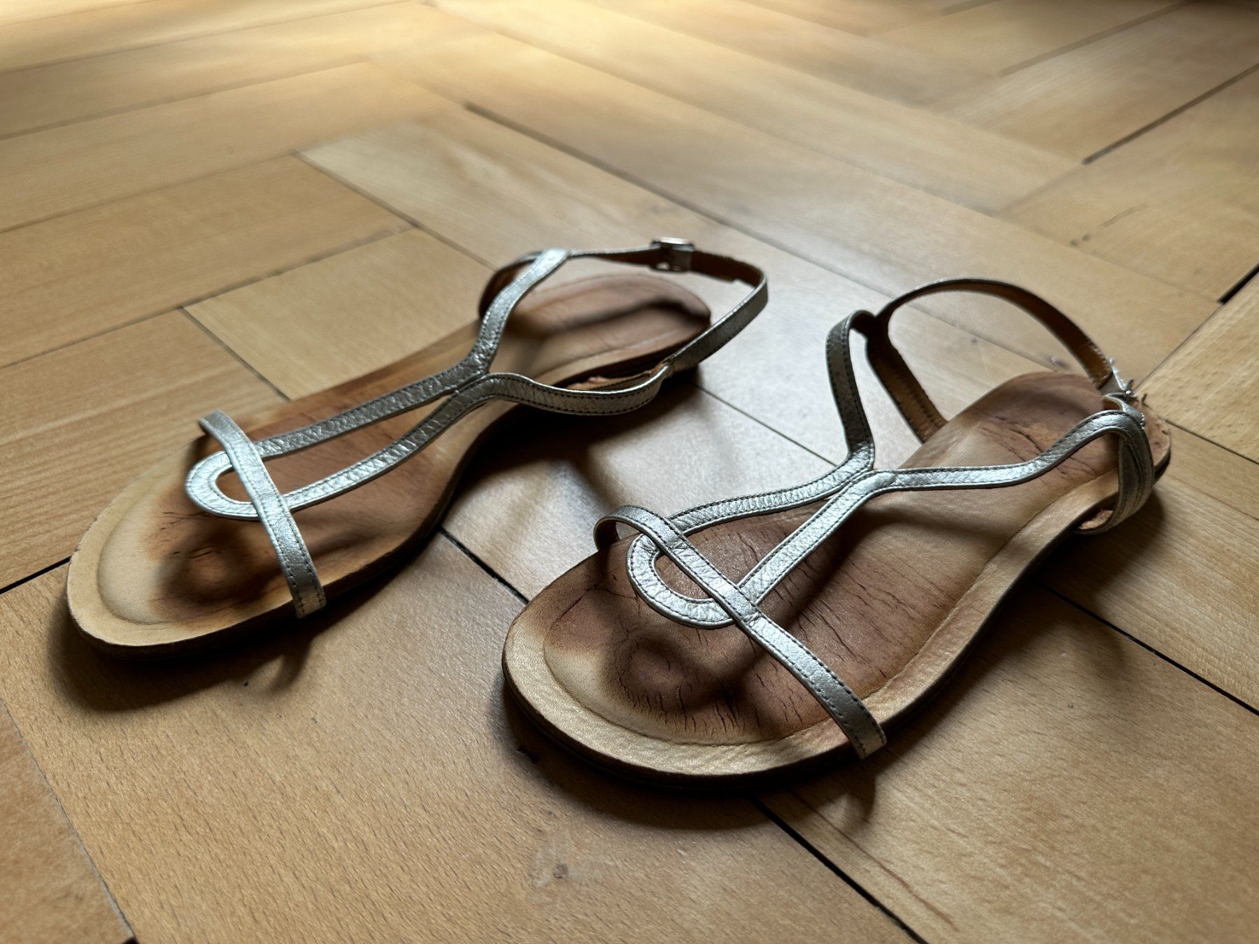 Benci Brothers Scarpe da donna: BENCI BROTHERS - Leder Sandale silbern 35 – Usato da Zürich venduto da Diazaio 1