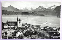 Luzern, Hofkirche mit Alpen