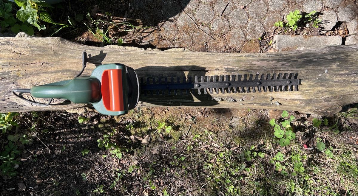 Tutte le macchine: Black&Decker Heckenschere GT260, 51cm - Gartensaison! – Usato da ossingen venduto da maho888 1