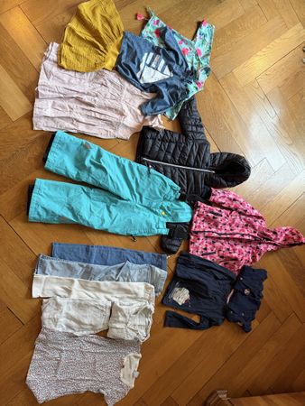 Kleiderpaket Grösse 104 (Petit Bateau, Alana etc.)