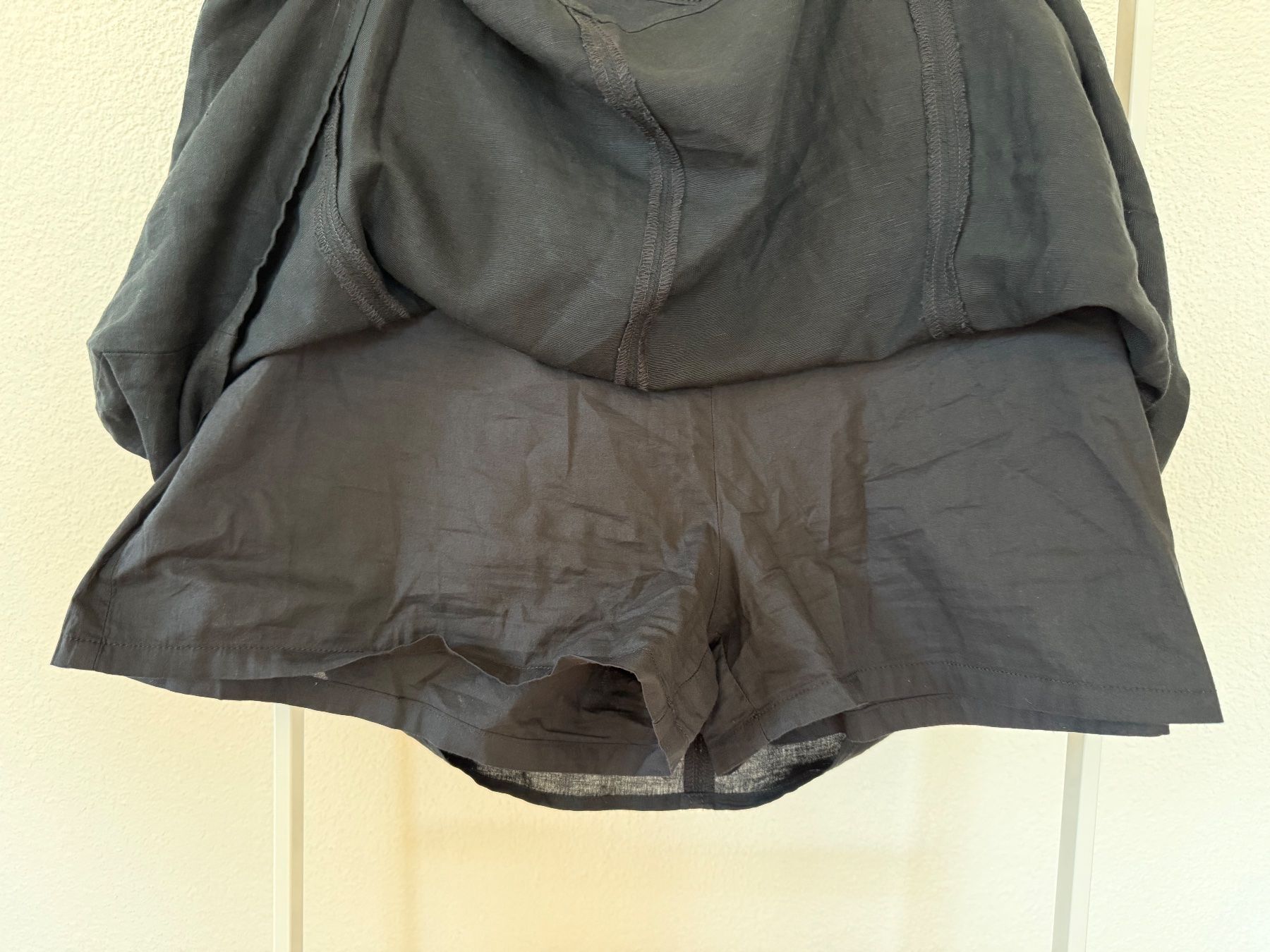 Röcke: C&A Skort schwarz Gr. 44 – Gebraucht aus Kloten von ble_78dj 1