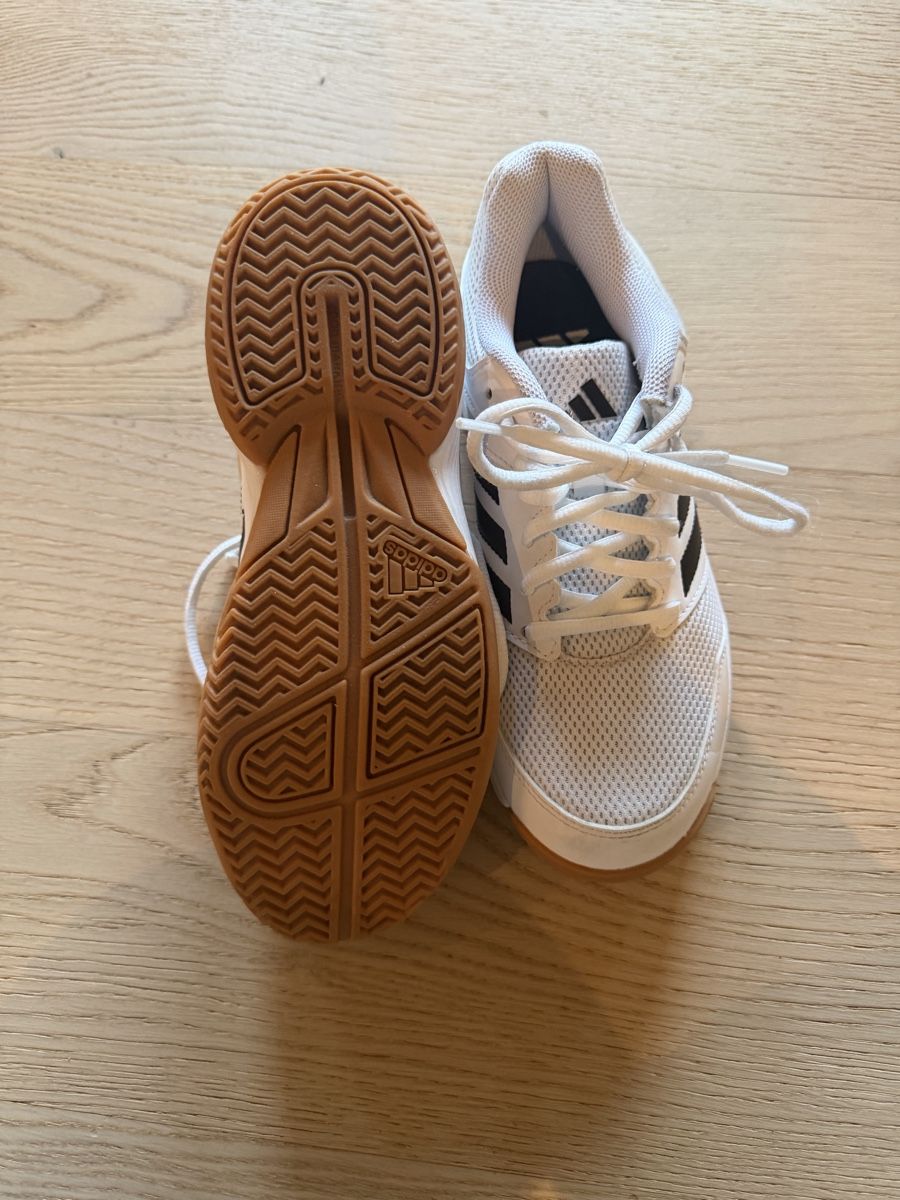 Adidas Scarpe da uomo: Adidas Schuhe – Usato da St. Gallen venduto da LadinaMariaZ 5