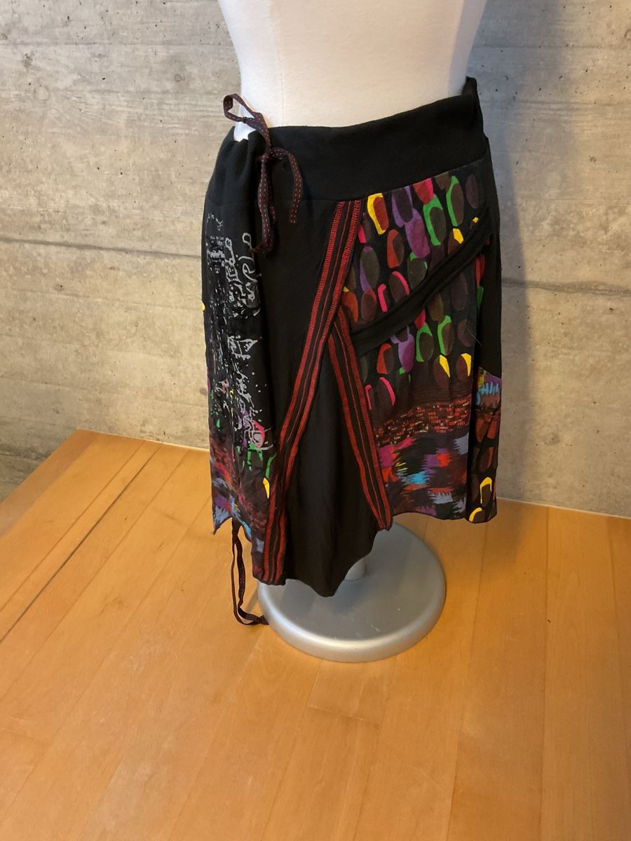 Lotti di vestiti: Miss Sidecar( style Desigual)Taille 40-42 CH – Usato da Villarepos venduto da Sglobule 2