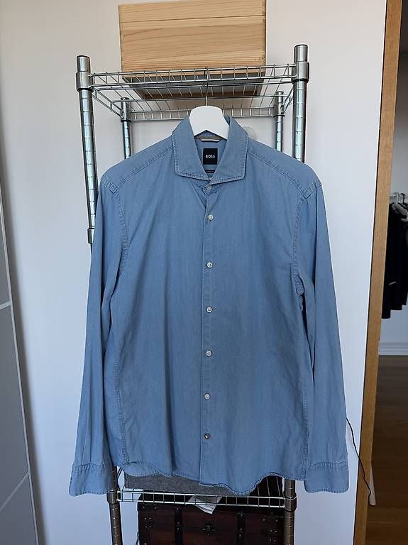 Camicie: Hugo Boss Hemd – Usato da Rorschach venduto da umu_tyw2