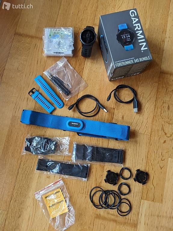 Garmin Smartwatch: Garmin Forerunner 945 Tri Bundle Gratisversand – Usato da Innertkirchen venduto da Flir
