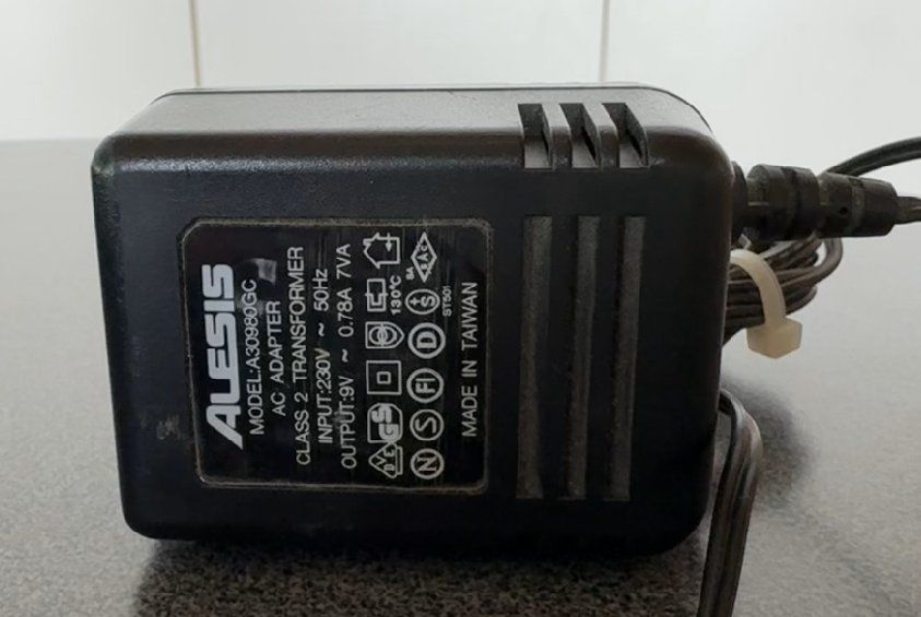 Strumenti musicali: Alesis Microwerb 4 - analoges Effektgerät – Usato da Urdorf venduto da polytron 3