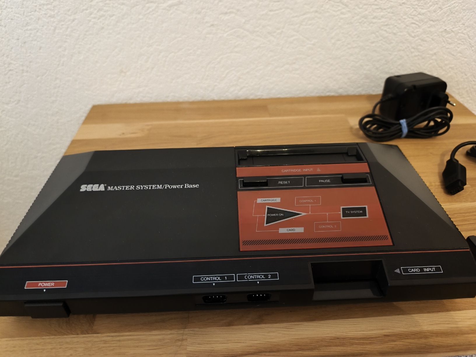 Sega Console: SEGA Master System Power Base avec adaptateur et manette  – Usato da Conthey venduto da Th3gr4yf0x 3