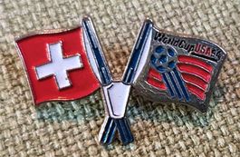 I271 - Pin Flagge WM 94 Schweiz USA