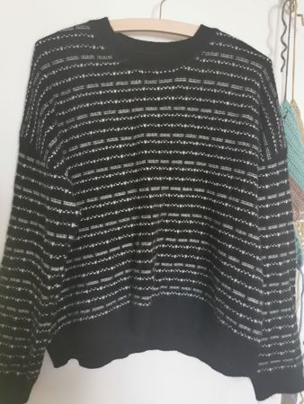 Damen Pullover schwarz weiss gemustert guter Zustand